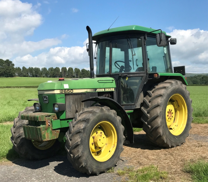 John Deere 2650